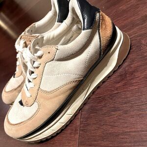 Madewell MWL Kickoff Trainer